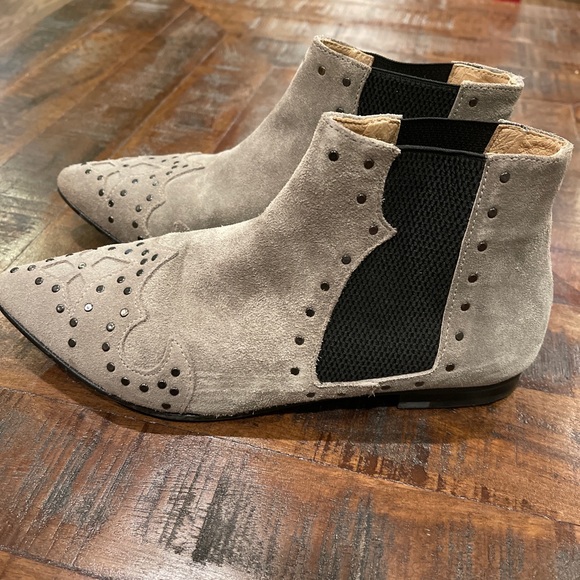 Ivylee  Dee Stud Boot Pointy Flat Ankle Booties In Grey Suede EU 37 US 6.5 - Picture 12 of 16